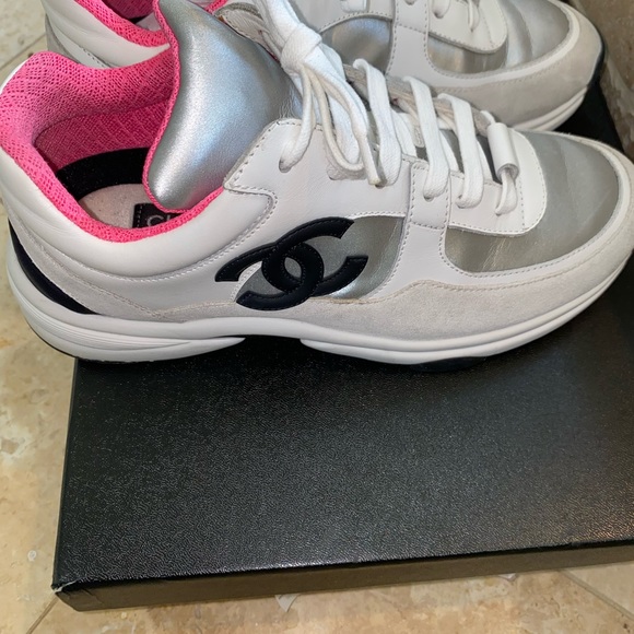 **SOLD** Chanel Classic Trainer sneakers 36.5 - Picture 7 of 11